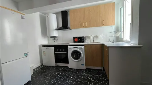 Rooms in Tavernes Blanques - photo 3