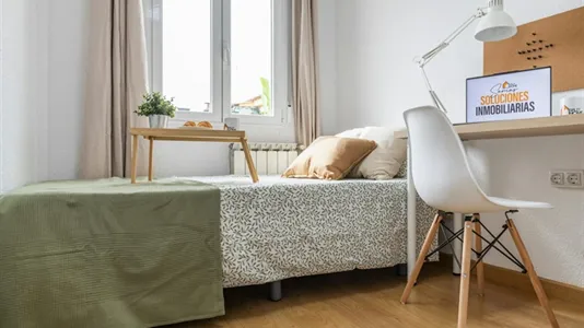 Rooms in Adaro - photo 7