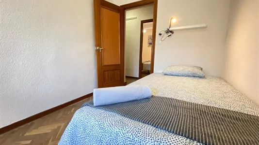 Rooms in Madrid Puente de Vallecas - photo 3