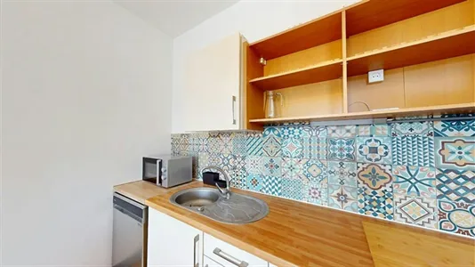 Rooms in Poitiers - photo 6