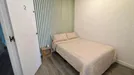 Room for rent, Madrid Moncloa-Aravaca, Madrid, <span class="blurred street" onclick="ProcessAdRequest(14983955)"><span class="hint">See streetname</span>[xxxxxxxxxxxxx]</span>