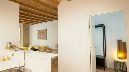 Apartments in Barcelona Ciutat Vella - photo 10