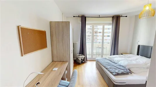 Rooms in Saint-Julien-en-Genevois - photo 4