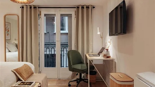 Apartments in Barcelona Gràcia - photo 3