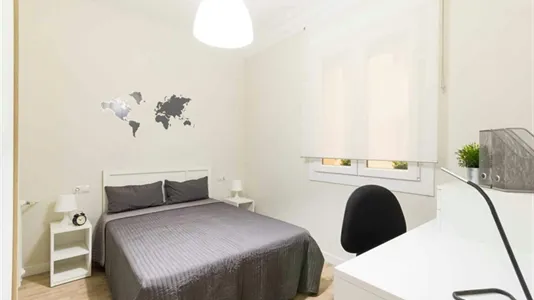 Rooms in Madrid Chamberí - photo 3