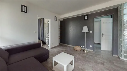 Apartments in Lyon - photo 2