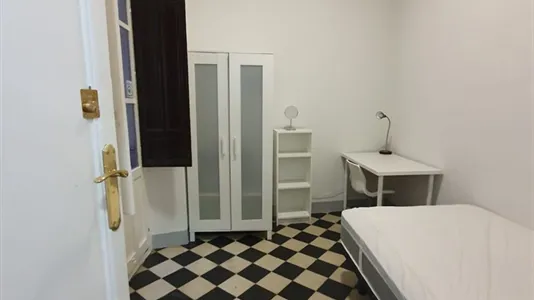 Rooms in Granada - photo 4