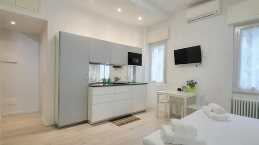 Apartments in Milano Zona 4 - Vittoria, Forlanini - photo 1