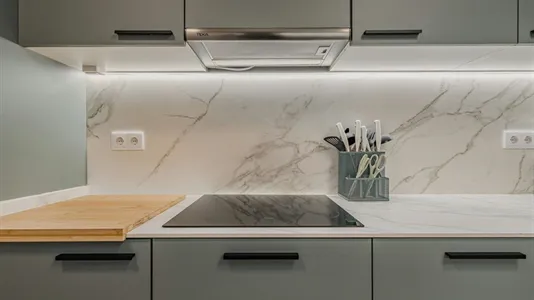 Rooms in Cornellà de Llobregat - photo 8