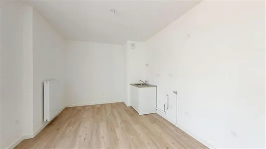 Apartments in Nantes - photo 6