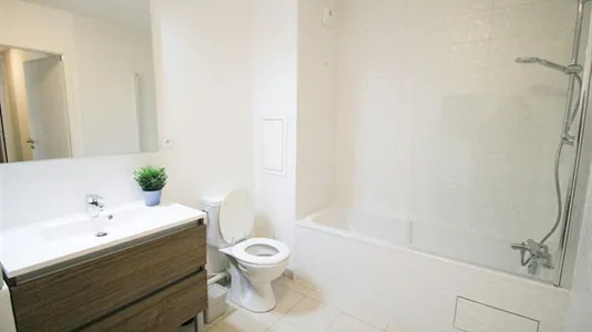 Rooms in Nanterre - photo 8