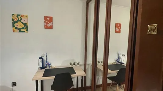 Rooms in Zaragoza - photo 4