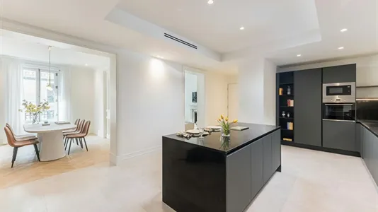 Apartments in Madrid Centro - photo 8