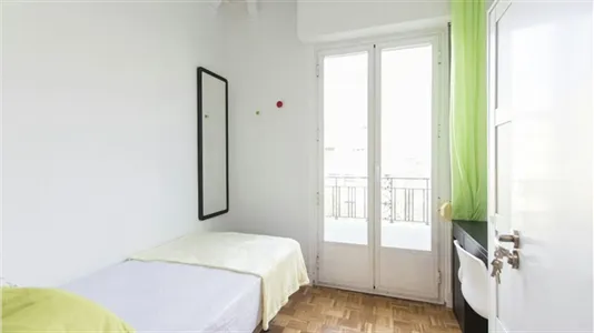 Rooms in Madrid Chamberí - photo 1