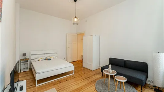 Apartments in Berlin Pankow - photo 4