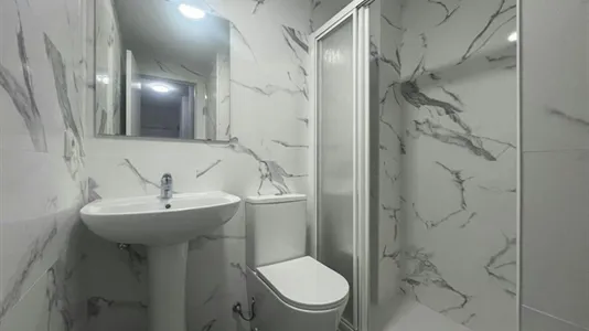 Rooms in Madrid Moncloa-Aravaca - photo 3