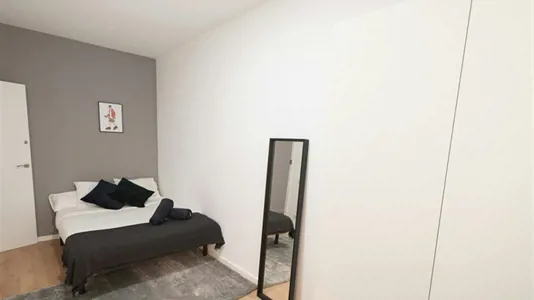 Rooms in Madrid Centro - photo 3