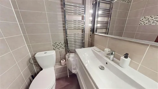 Apartments in Lyon - photo 6