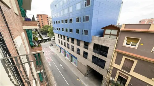 Rooms in Barcelona Sants-Montjuïc - photo 4
