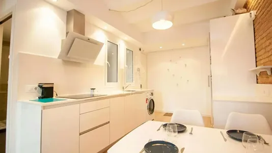 Apartments in Barcelona Eixample - photo 5