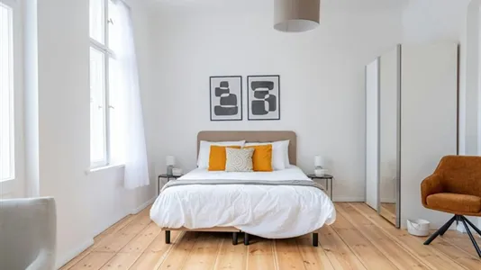 Apartments in Berlin Steglitz-Zehlendorf - photo 4