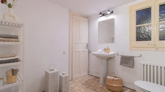 Rooms in Barcelona Eixample - photo 7