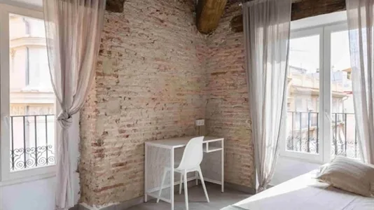 Rooms in Valencia Ciutat Vella - photo 6