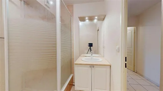 Apartments in Lyon - photo 9