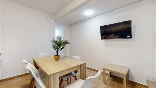 Rooms in Elche/Elx - photo 9