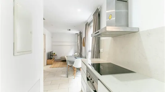 Apartments in Barcelona Ciutat Vella - photo 5