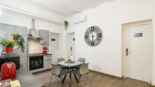 Rooms in Florence - photo 10