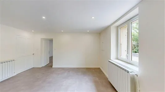 Houses in Grenoble - photo 4
