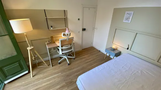 Rooms in Barcelona Ciutat Vella - photo 4