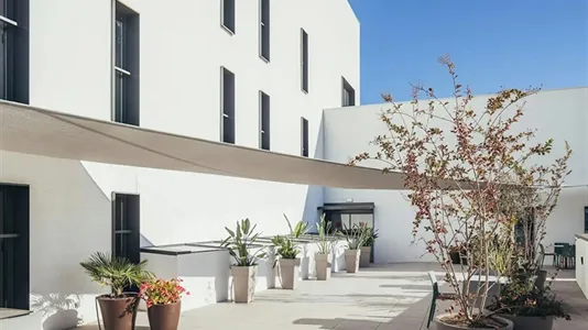 Rooms in Cornellà de Llobregat - photo 9