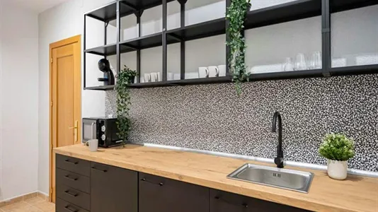 Rooms in Madrid Tetuán - photo 8