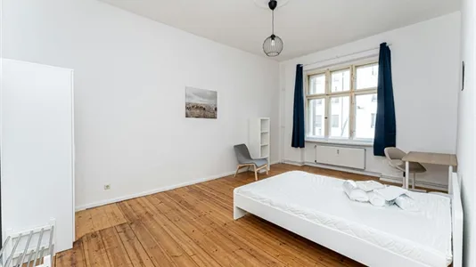 Rooms in Berlin Friedrichshain-Kreuzberg - photo 2