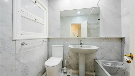 Rooms in Madrid Chamartín - photo 5