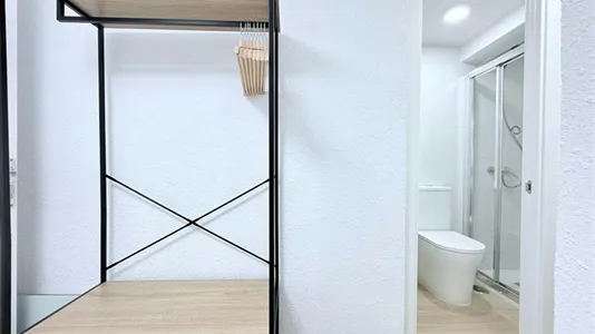 Rooms in Los Berrocales - photo 1