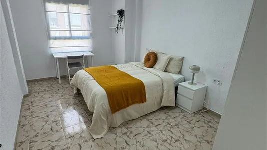 Rooms in Mislata - photo 4