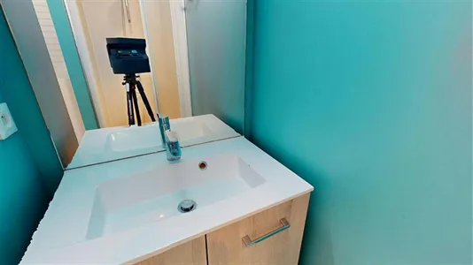 Rooms in Chambéry - photo 4