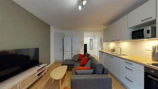 Rooms in Bobigny - photo 4