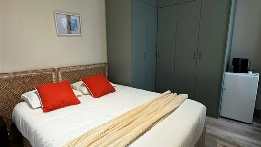 Rooms in Madrid Salamanca - photo 4
