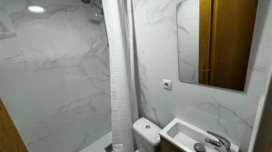 Rooms in Coslada - photo 10