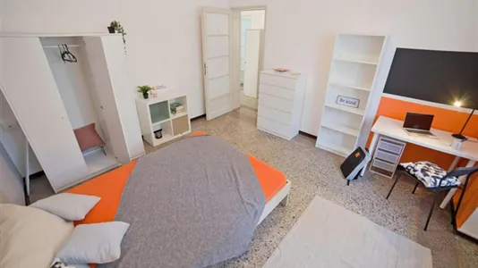 Rooms in Lecco - photo 4
