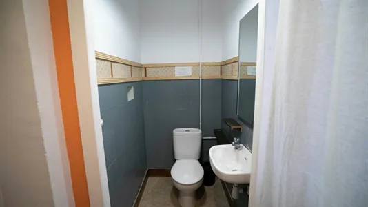 Rooms in Valencia Ciutat Vella - photo 9