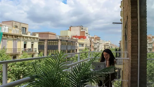 Rooms in Barcelona Eixample - photo 10