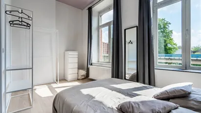 Room for rent in Charleroi, Henegouwen