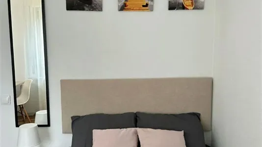 Rooms in Madrid Retiro - photo 7