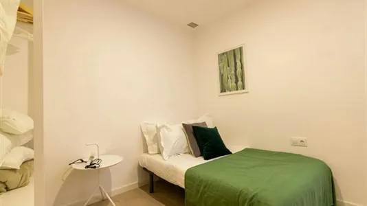 Apartments in Barcelona Ciutat Vella - photo 10