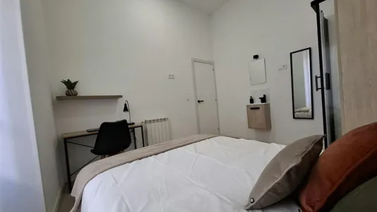 Rooms in Madrid Centro - photo 1